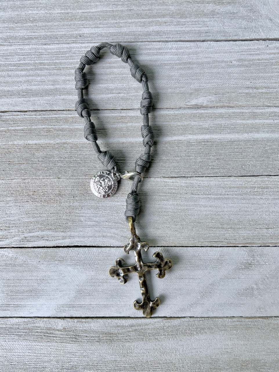 Rearview Mirror Charm - RVR488 - AB - Knots of Grace