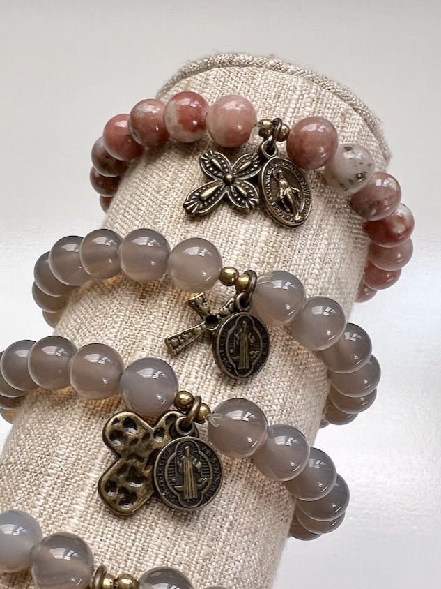 Bracelets - B46 - Knots of Grace
