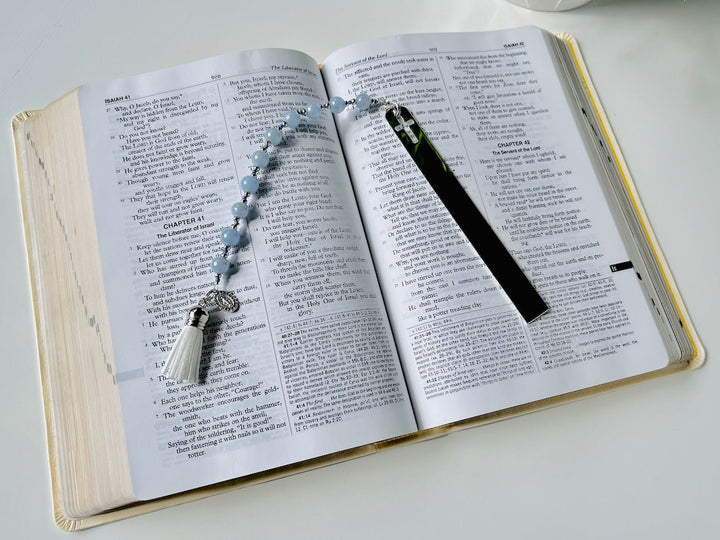 Bookmark - BKR42-D-GrBl - Knots of Grace