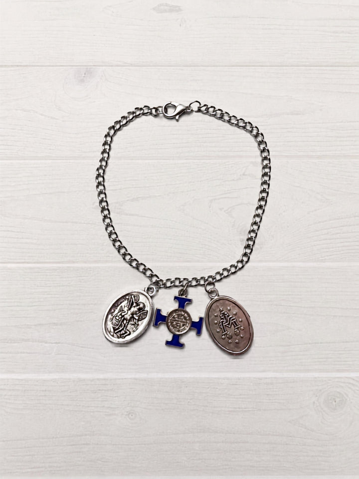 Blessing Bag Clip by Berkander