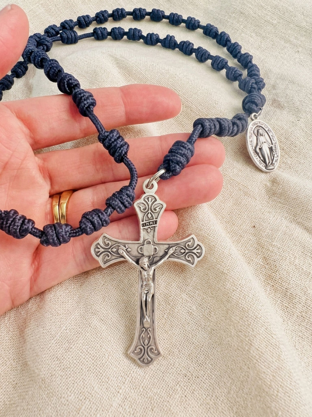 Traditional 5-Decade Knotted Rosary - Flared Crucifix