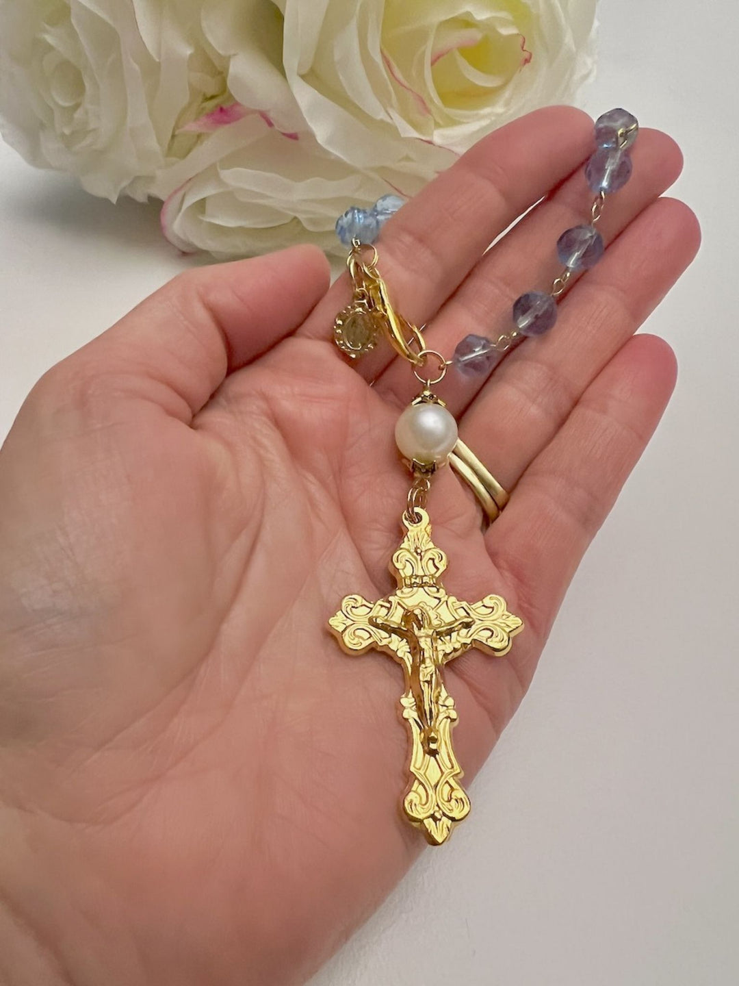 Mary&