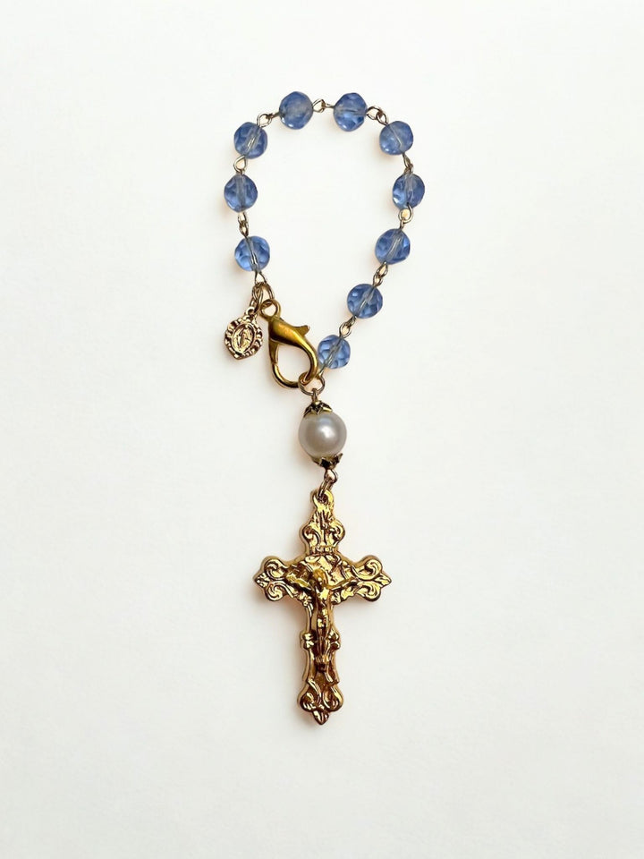 Mary&
